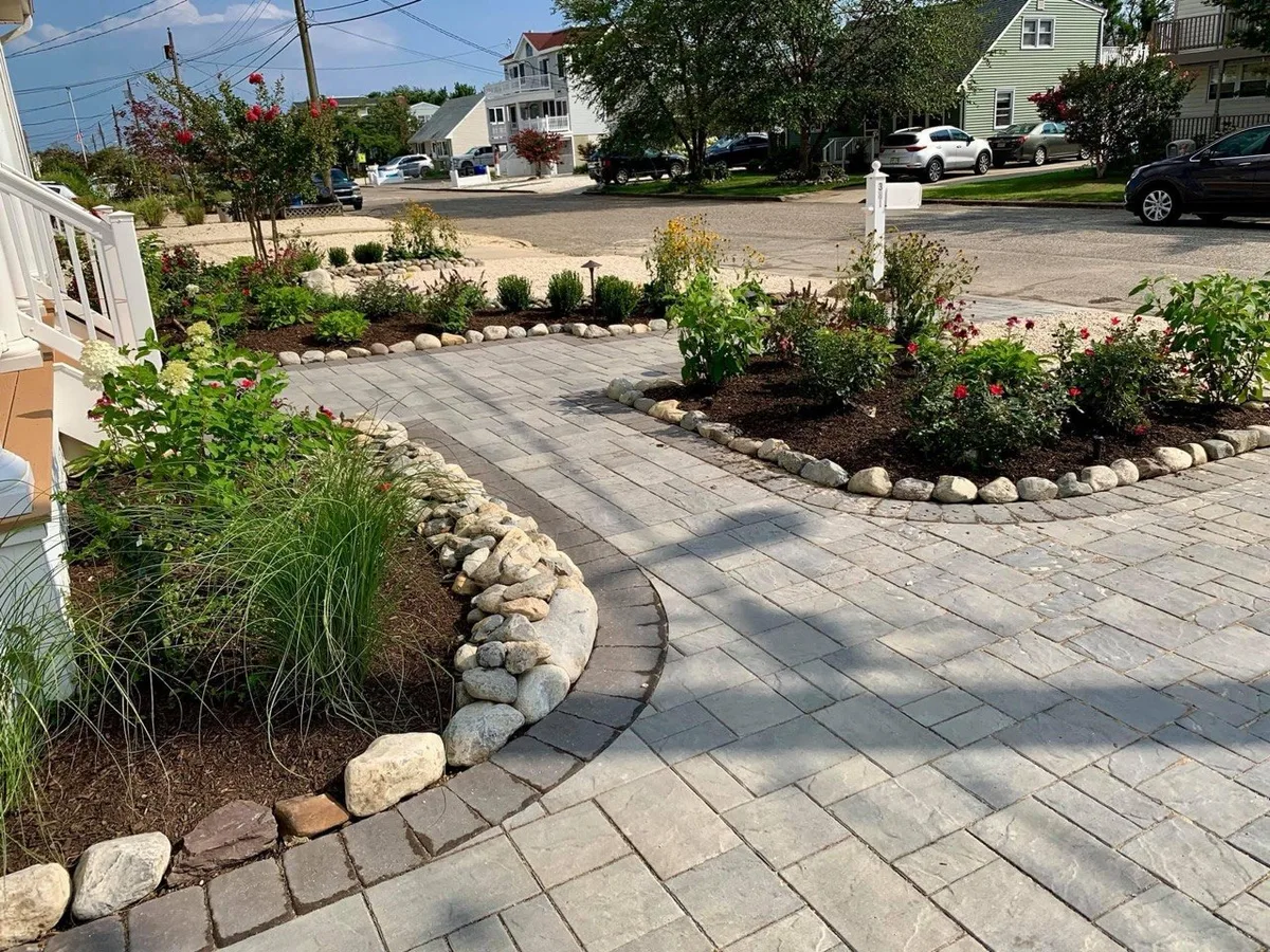 Paver driveway installation in Houston TX